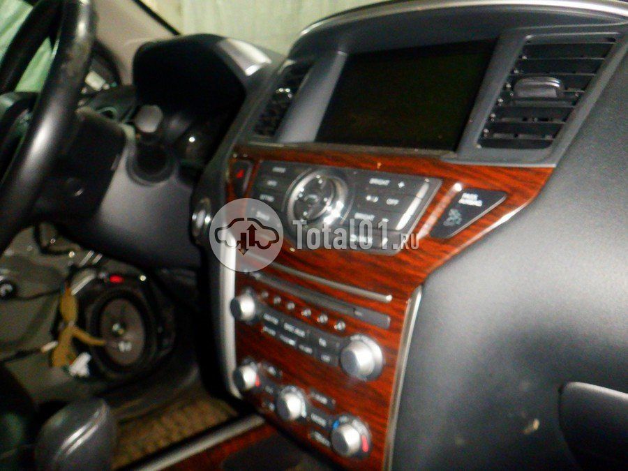 Фото Nissan Pathfinder 32