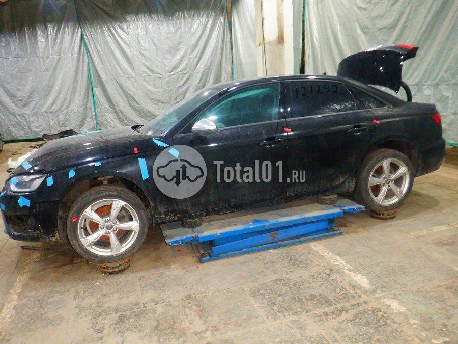 Фото Audi A4 8