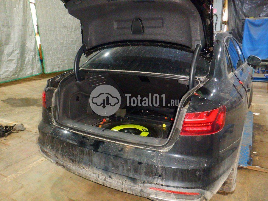 Фото Audi A4 12