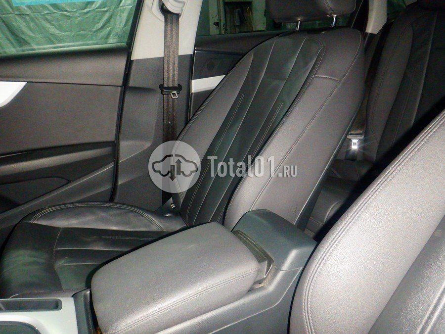 Фото Audi A4 208
