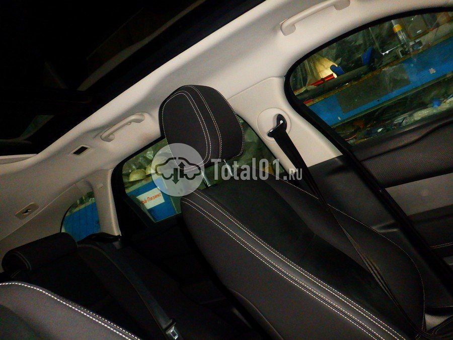 Фото Land Rover Range Rover Velar 42