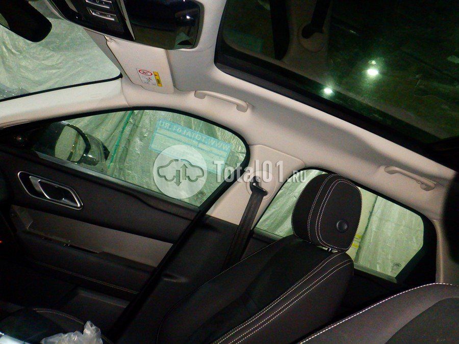 Фото Land Rover Range Rover Velar 84