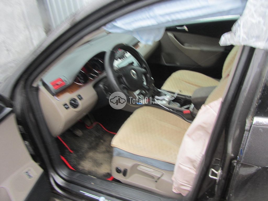 Фото Volkswagen Passat 14