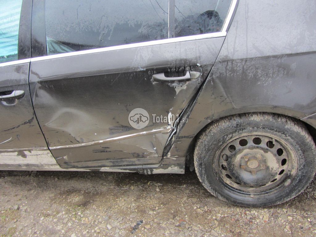 Фото Volkswagen Passat 22