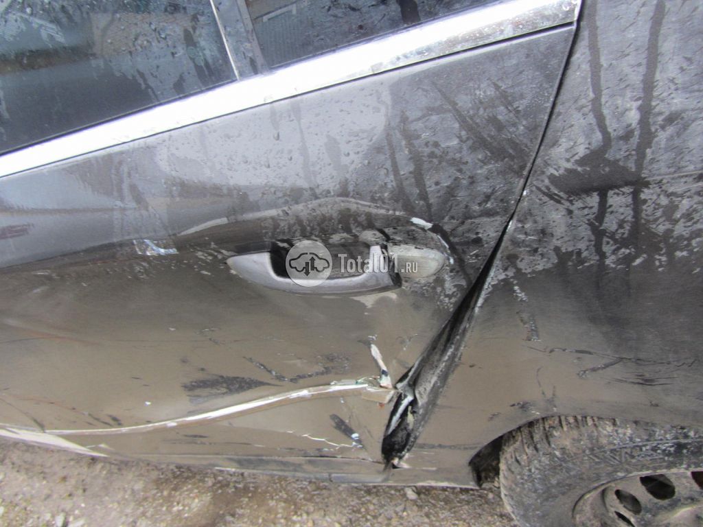 Фото Volkswagen Passat 24