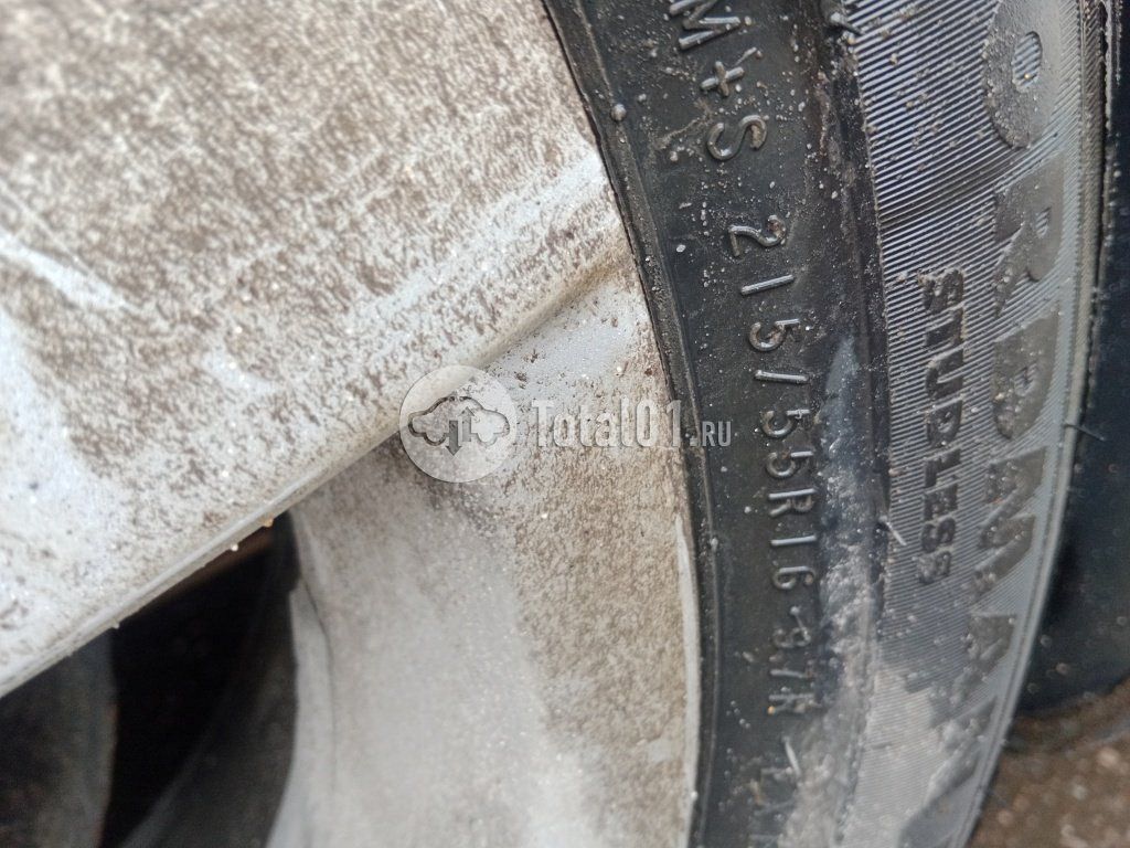 Фото Peugeot 408 40