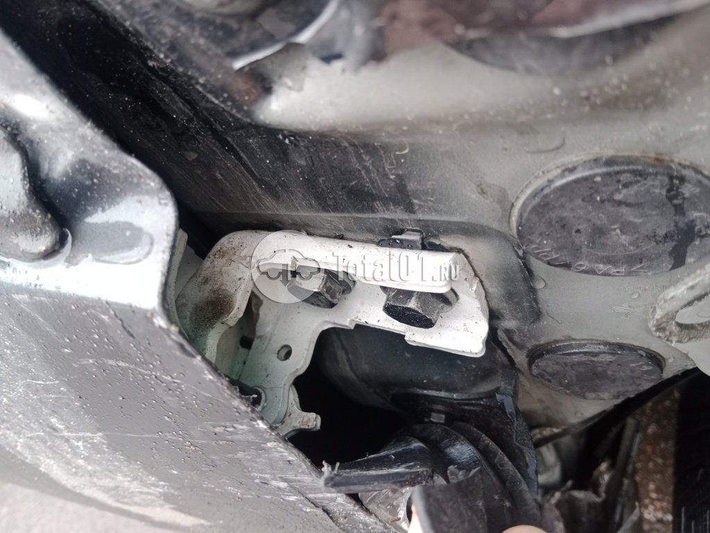 Фото Peugeot 408 46