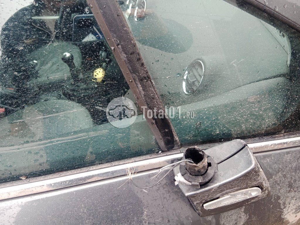 Фото Peugeot 408 52