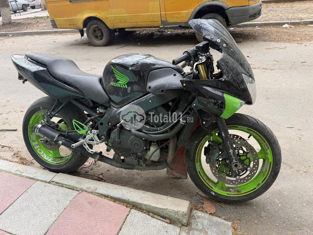 Фото Honda CBR600F 2