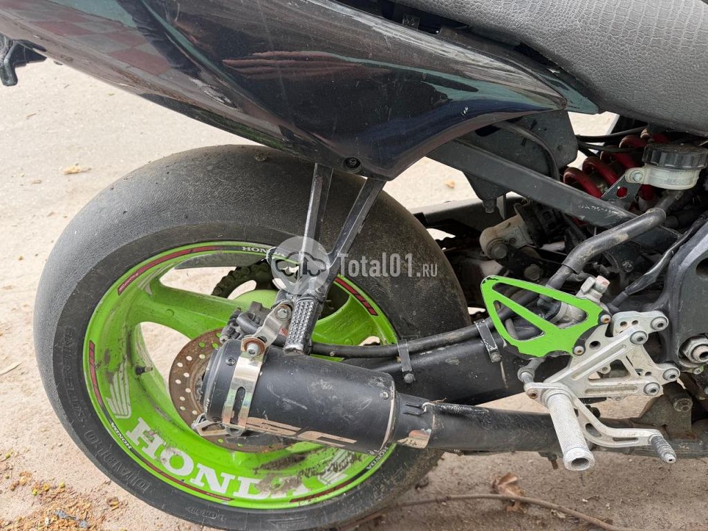 Фото Honda CBR600F 26