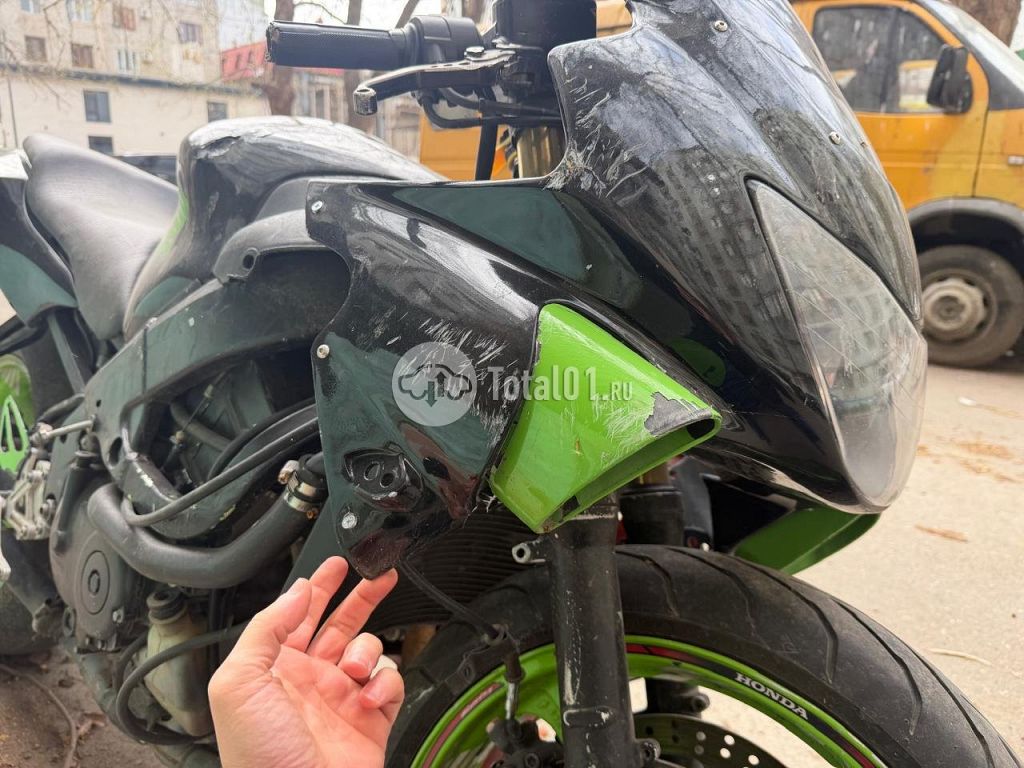 Фото Honda CBR600F 48