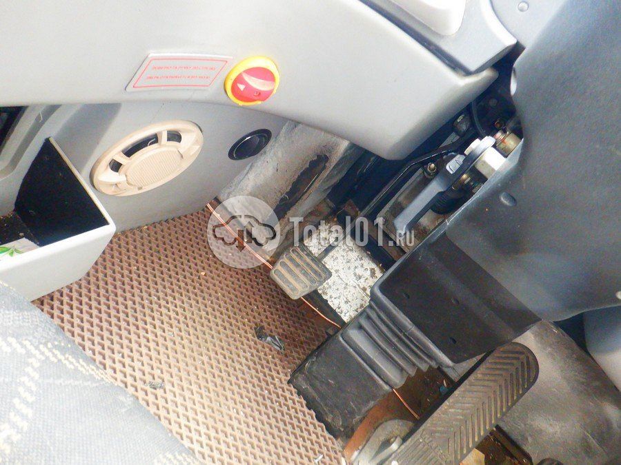 Фото YUTONG ZK6128H 242