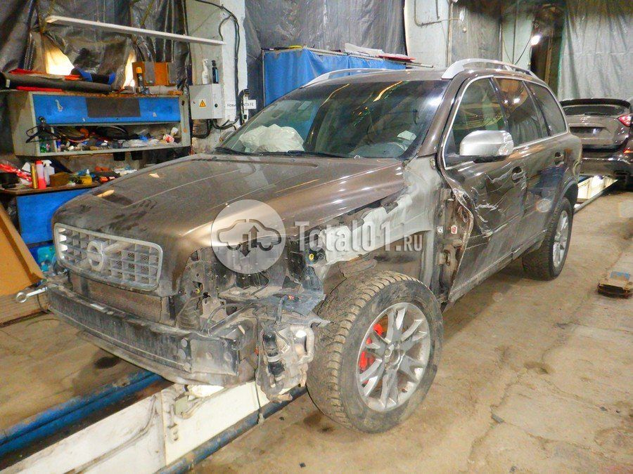 Фото Volvo XC90 6