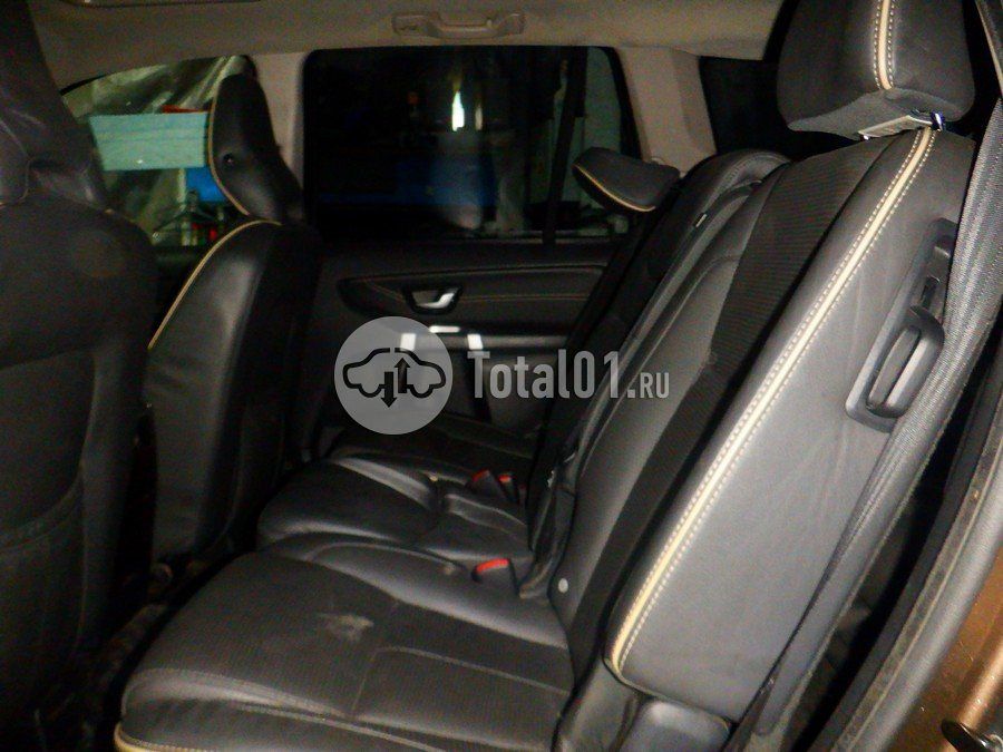 Фото Volvo XC90 68