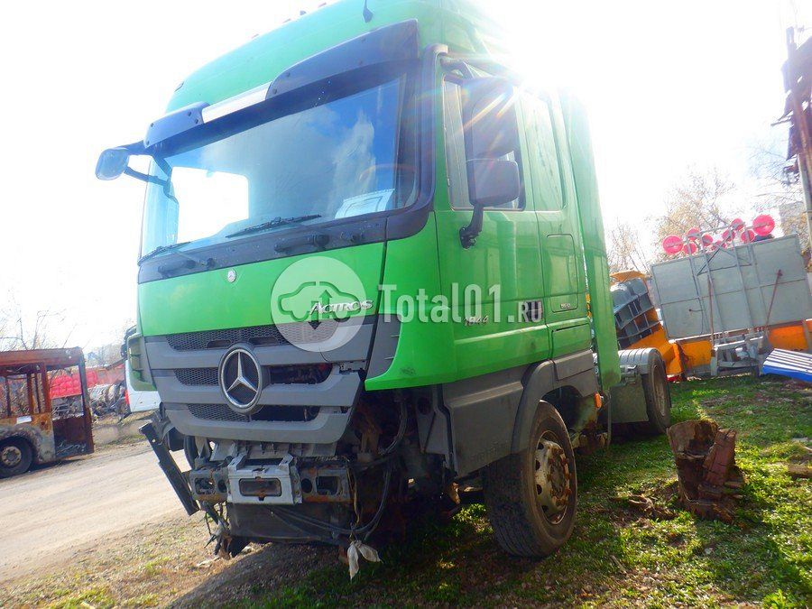 Фото Mercedes-Benz Actros 6