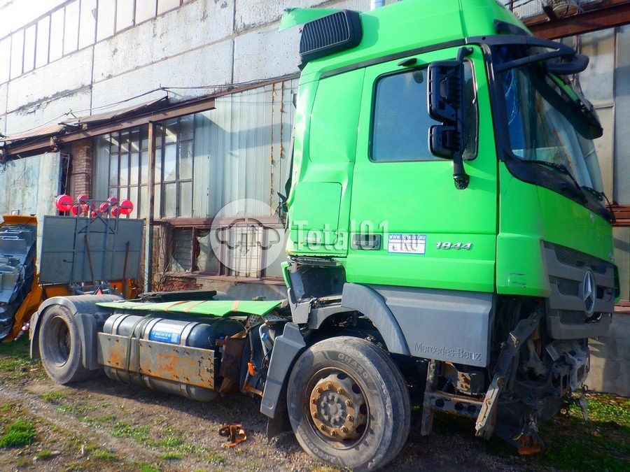 Фото Mercedes-Benz Actros 10