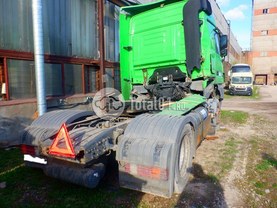 Фото Mercedes-Benz Actros 12
