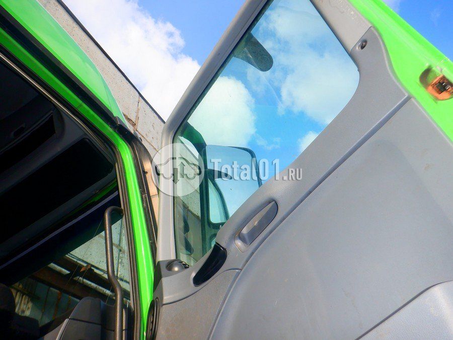 Фото Mercedes-Benz Actros 28