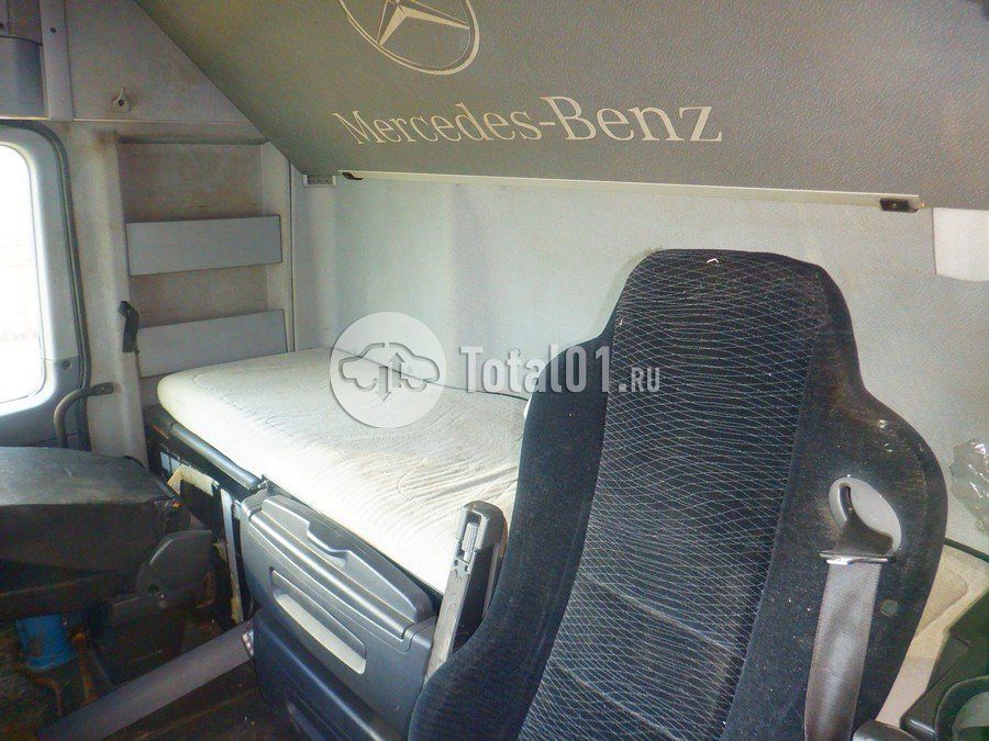 Фото Mercedes-Benz Actros 42