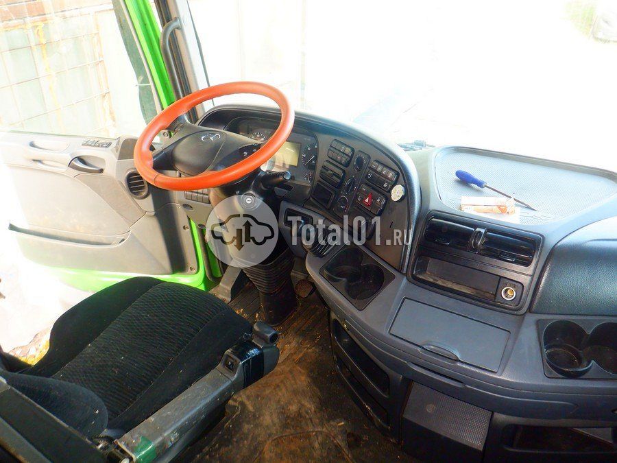 Фото Mercedes-Benz Actros 44