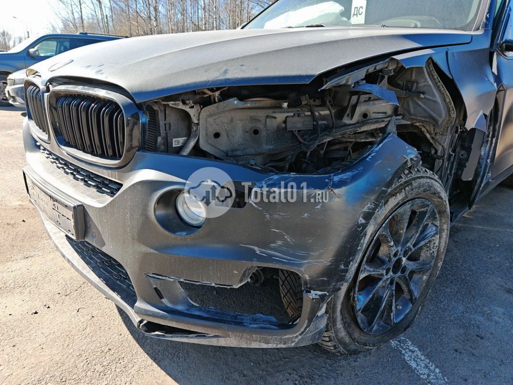 Фото BMW X5 6