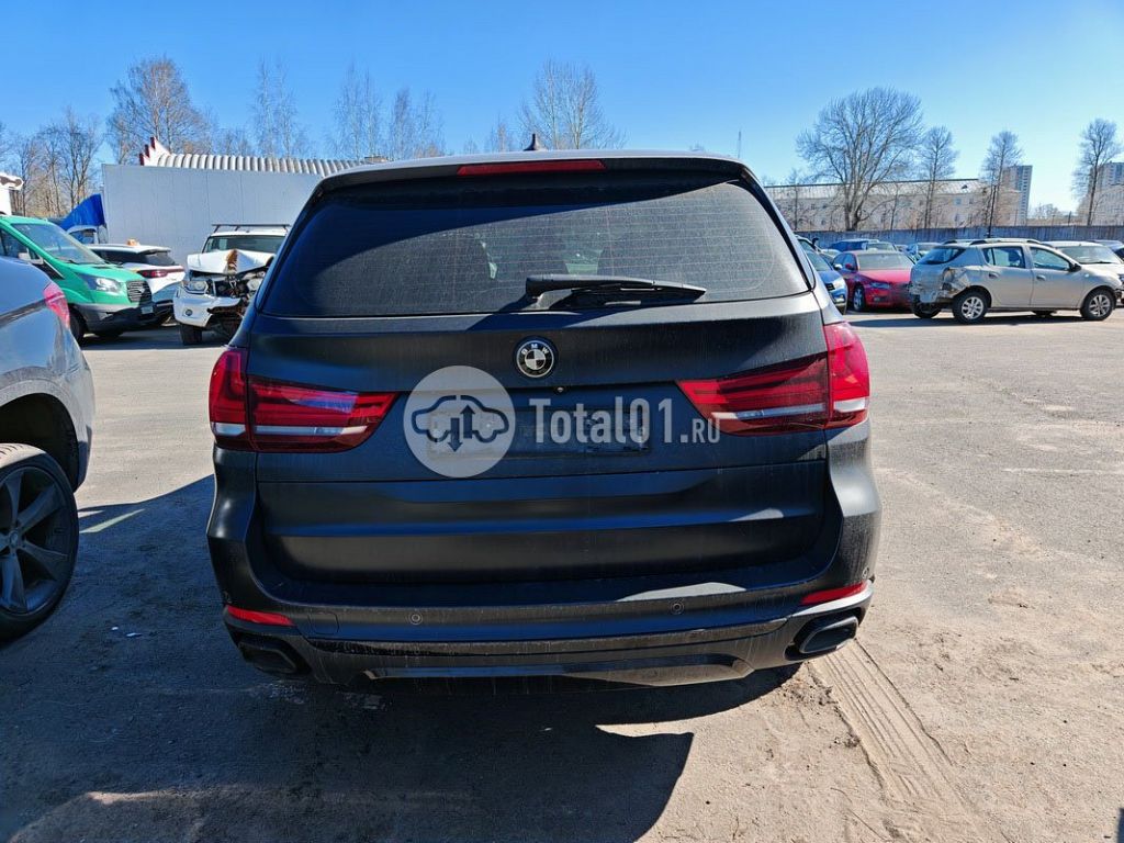 Фото BMW X5 90
