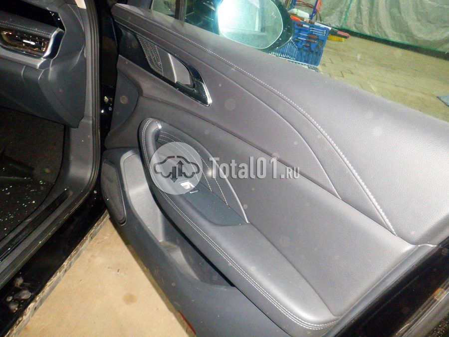 Фото FAW Hongqi H5 22