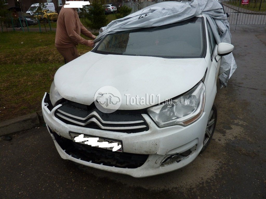 Фото Citroen C4 4