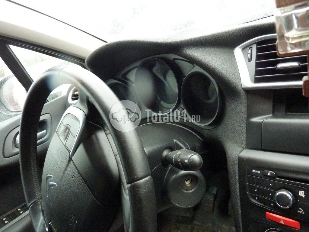 Фото Citroen C4 76