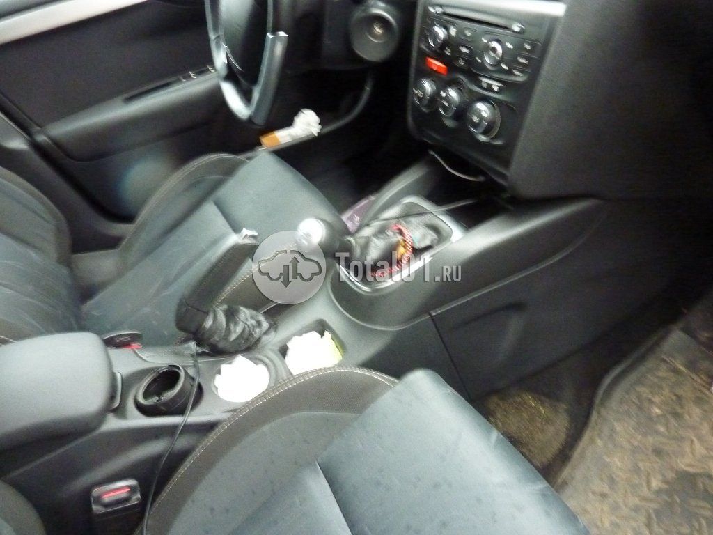 Фото Citroen C4 80