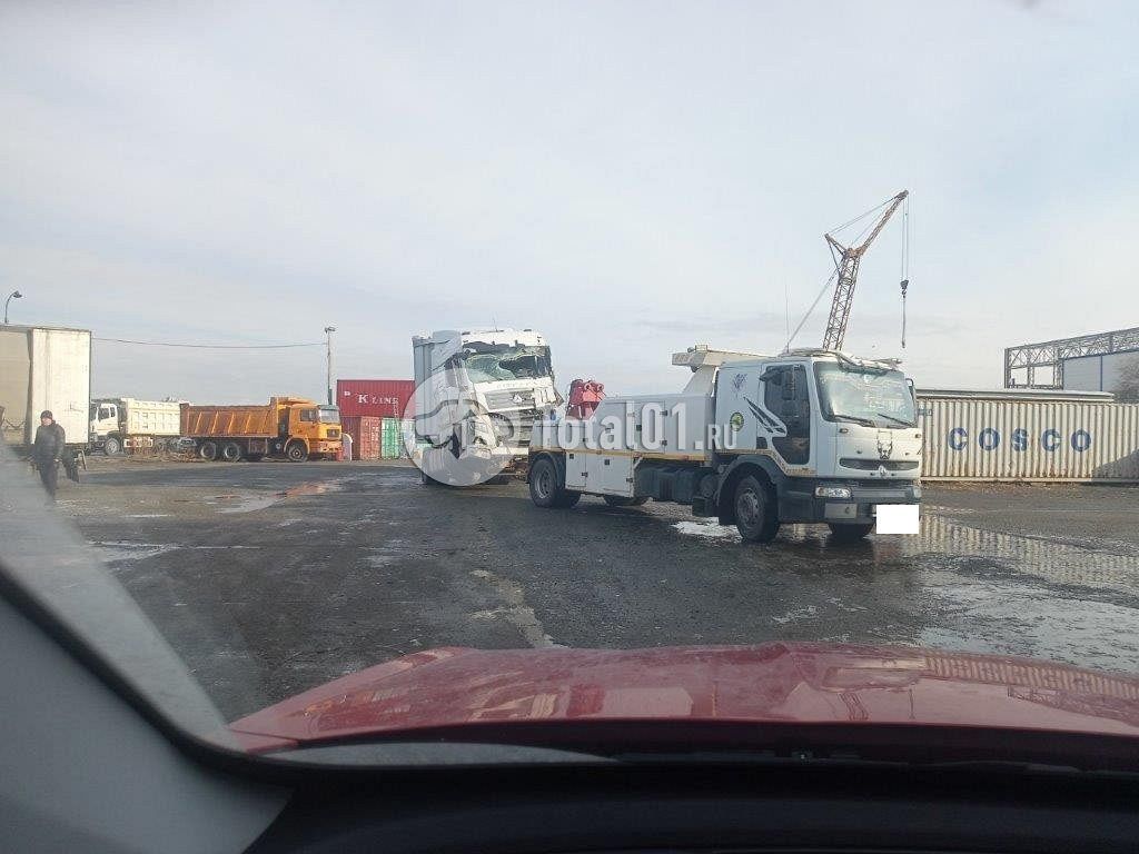 Фото Sitrak C7H 4