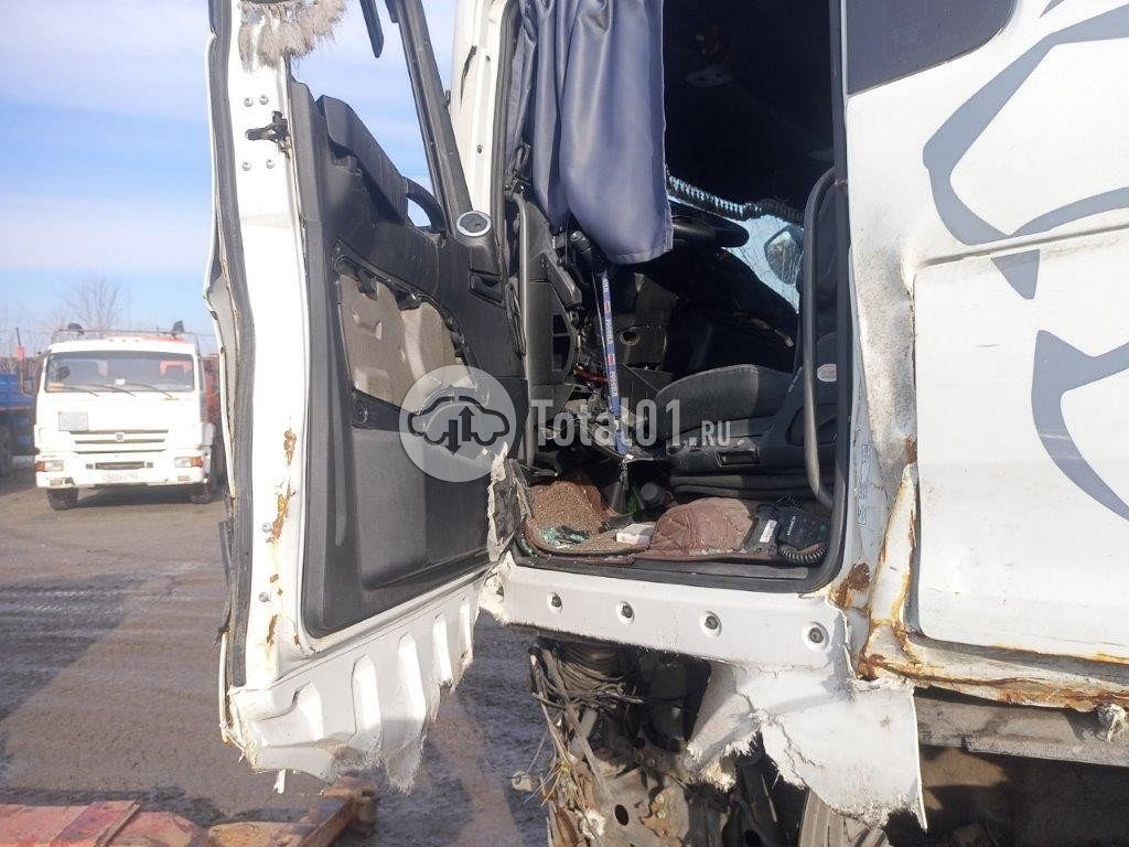 Фото Sitrak C7H 88