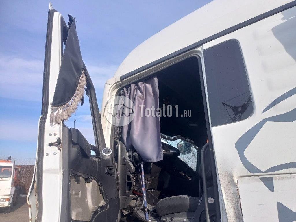 Фото Sitrak C7H 90