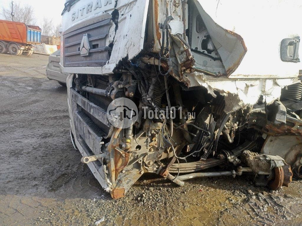 Фото Sitrak C7H 96