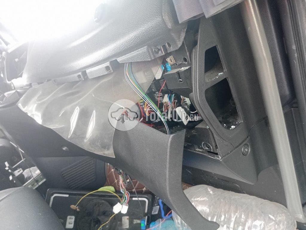 Фото Sitrak C7H 132