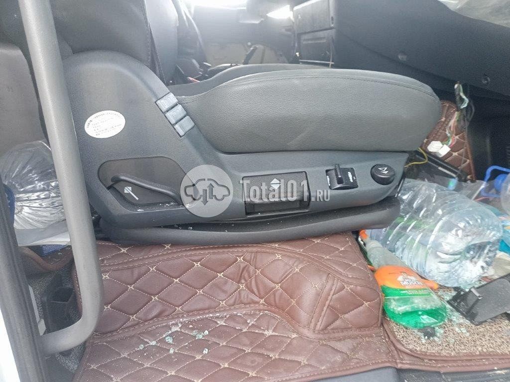 Фото Sitrak C7H 136