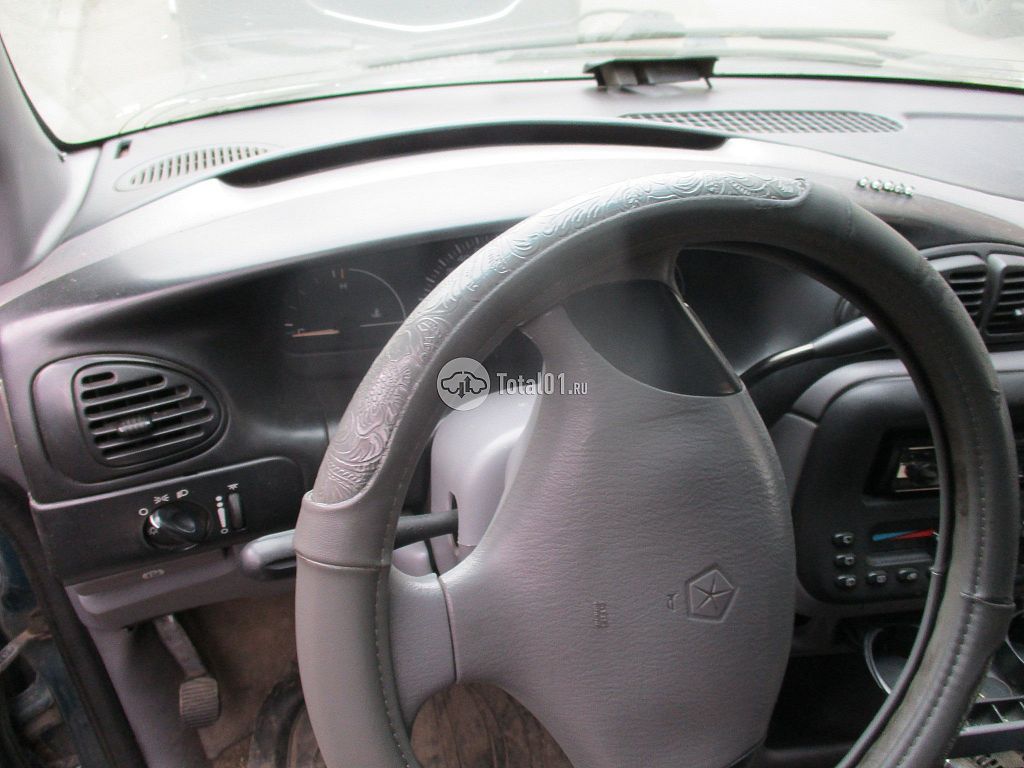 Фото Dodge Caravan 80