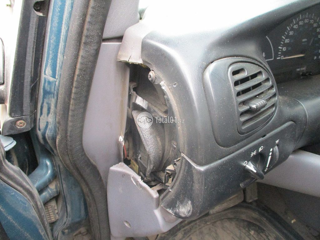 Фото Dodge Caravan 82