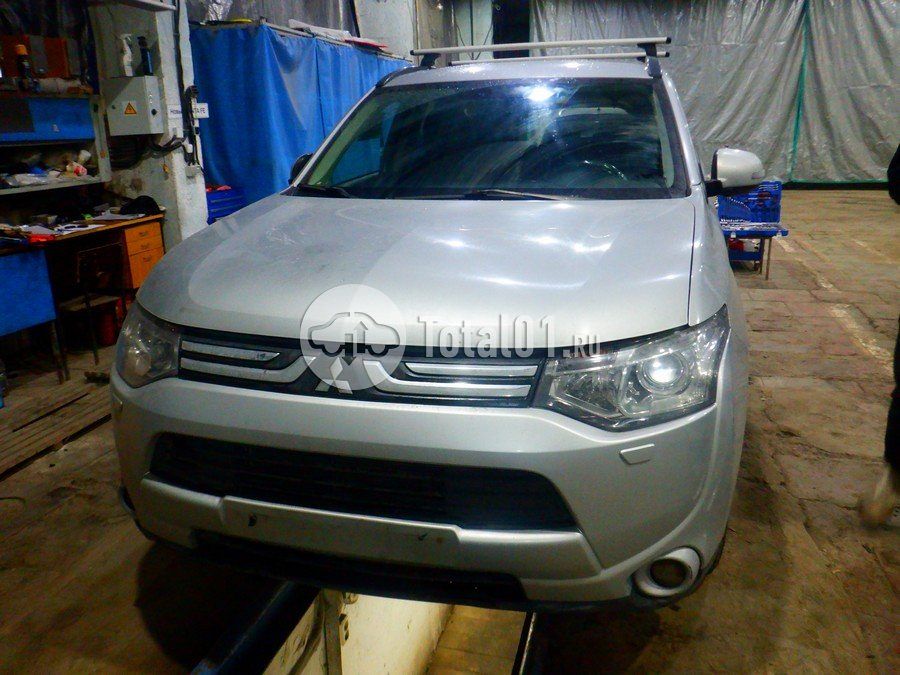Фото Mitsubishi Outlander 4