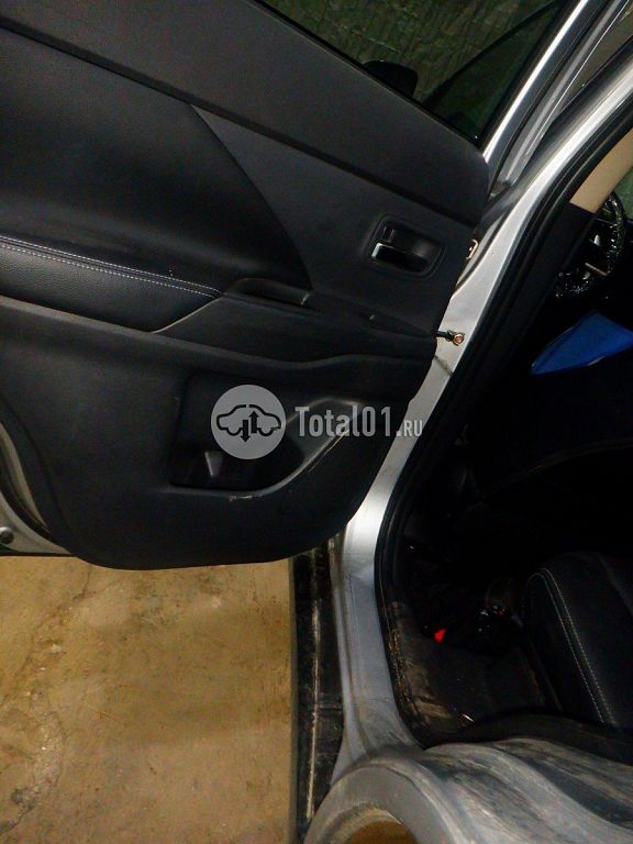 Фото Mitsubishi Outlander 64