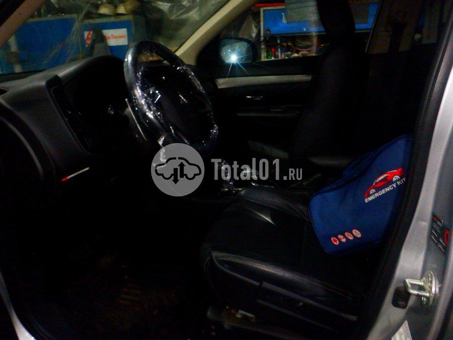 Фото Mitsubishi Outlander 78