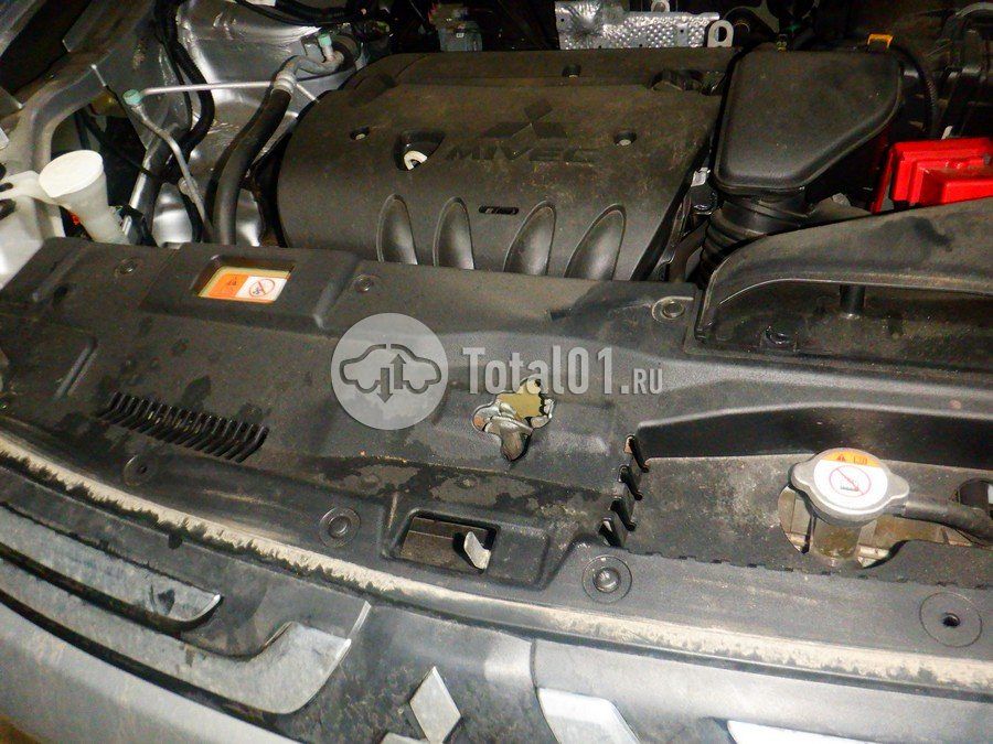 Фото Mitsubishi Outlander 254