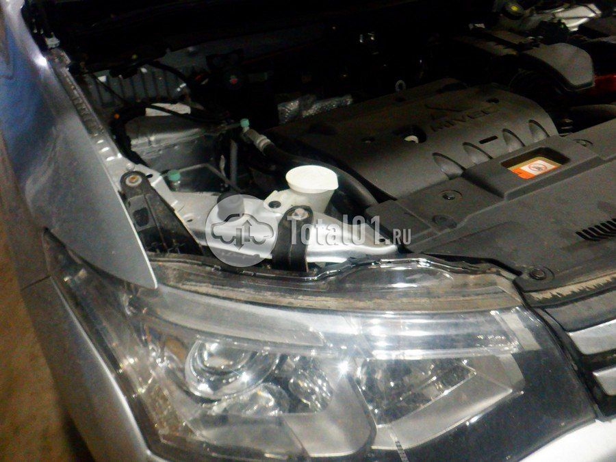 Фото Mitsubishi Outlander 256