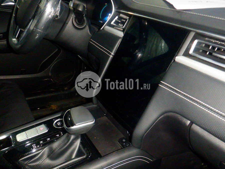 Фото JAC J7 32