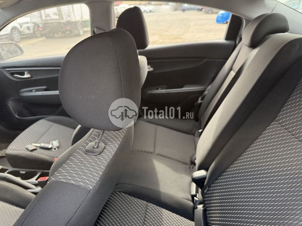 Фото KIA Rio 80