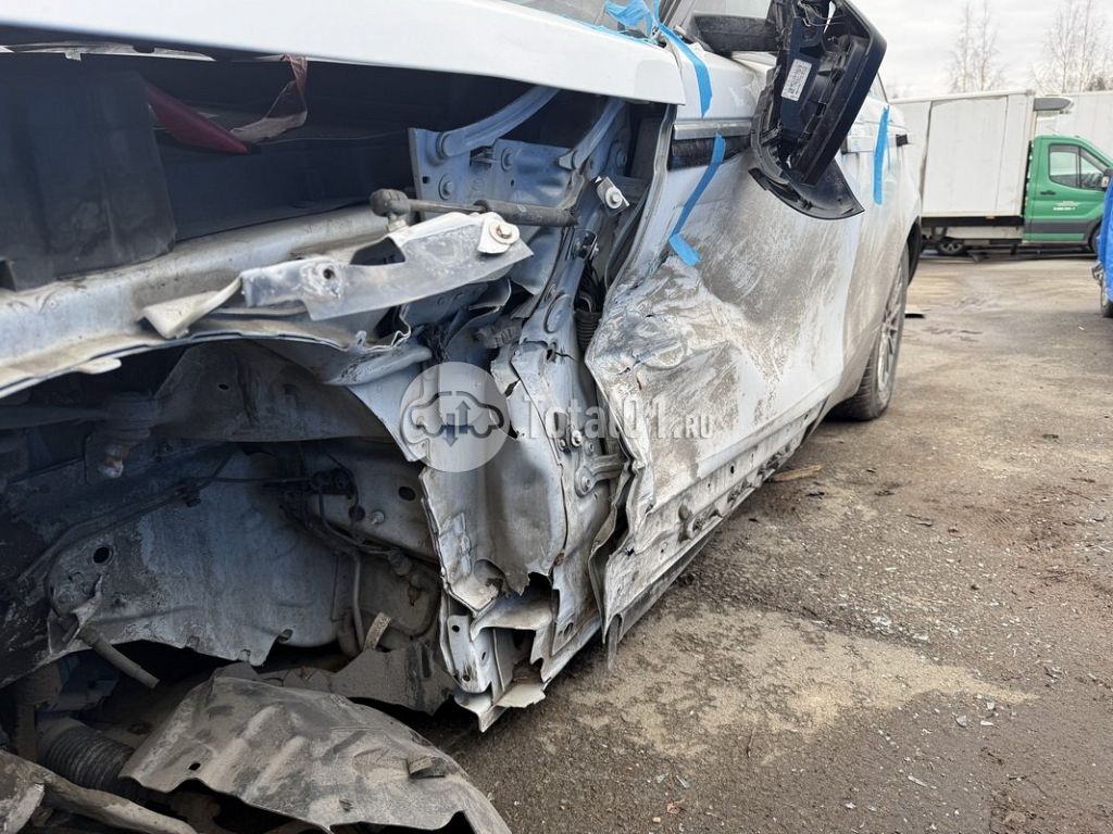 Фото Land Rover Range Rover Velar 4