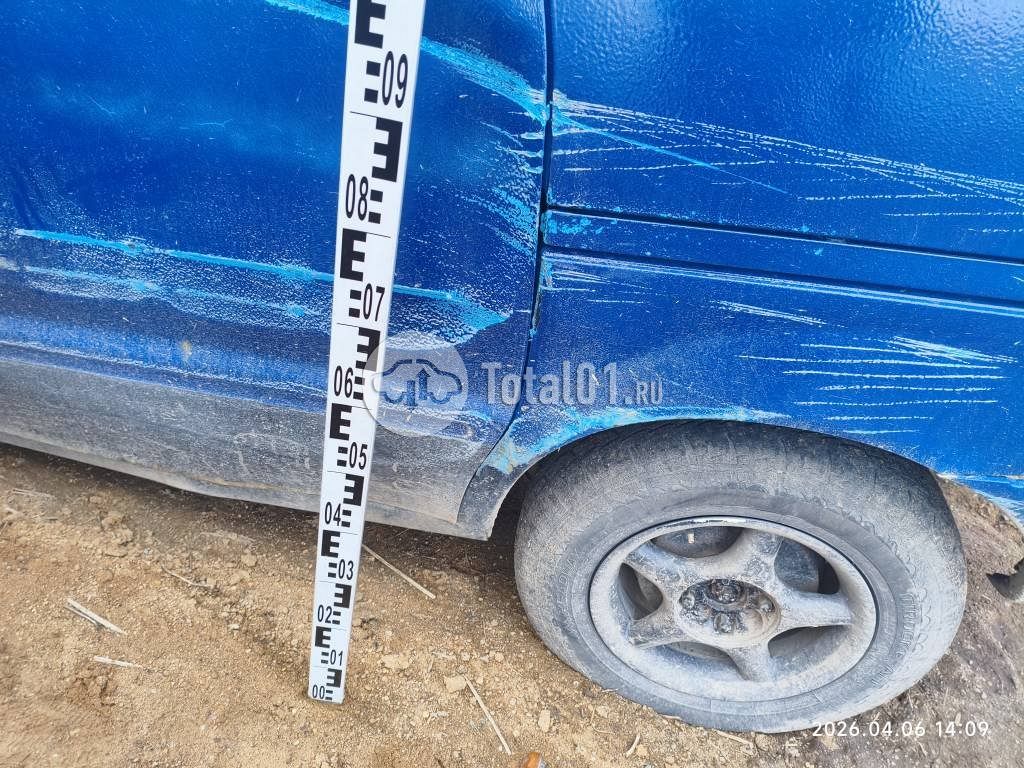 Фото Nissan Serena 24