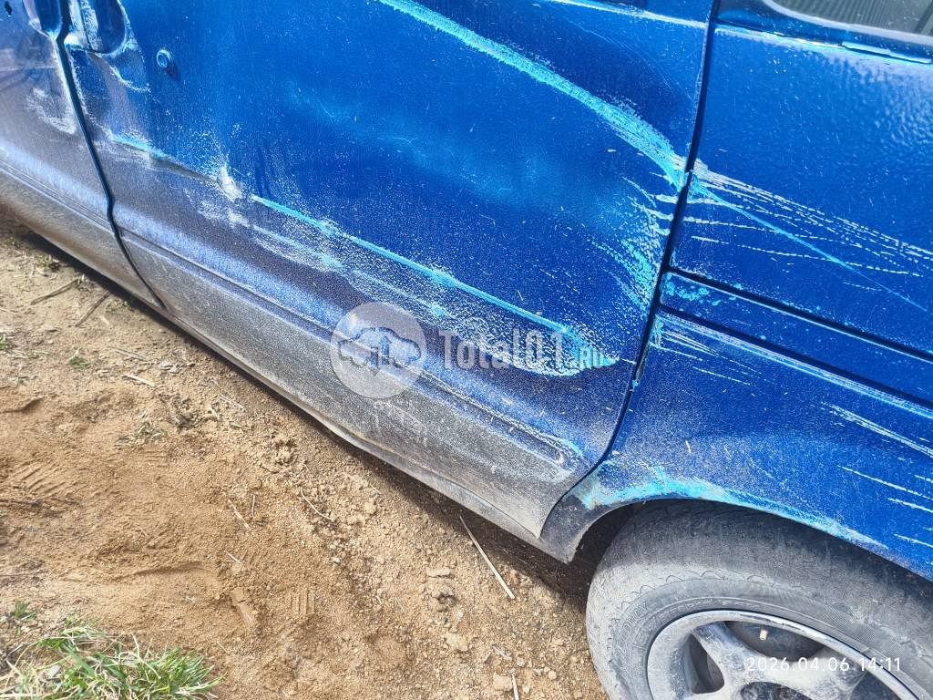 Фото Nissan Serena 32