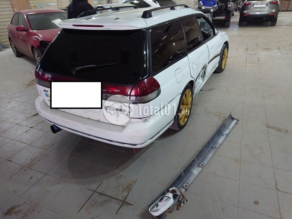 Фото Subaru Legacy 4