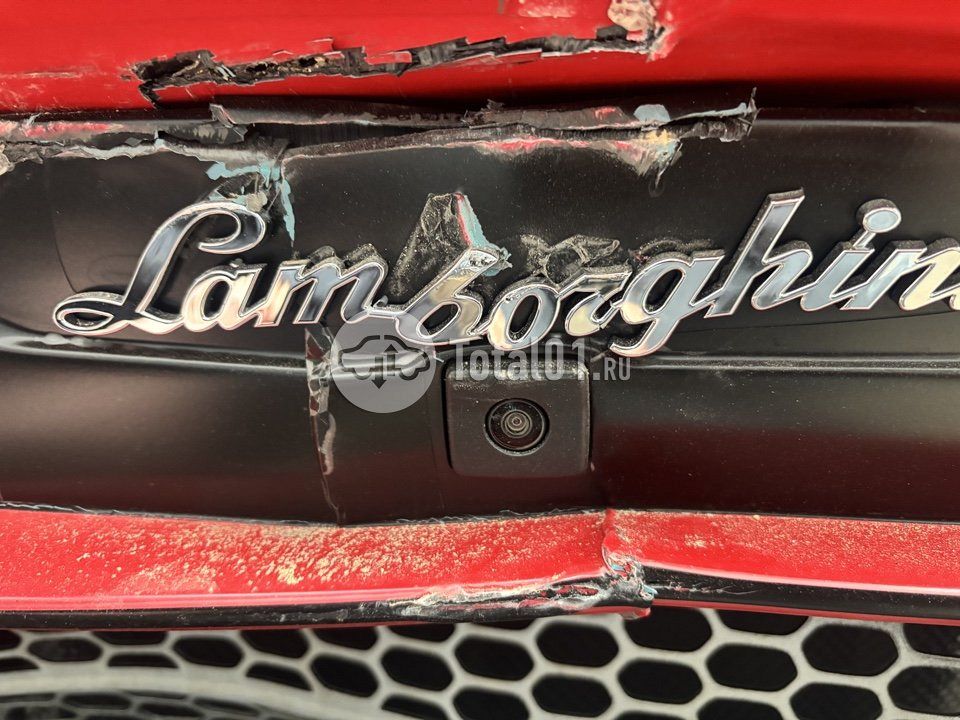 Фото Lamborghini Aventador 14